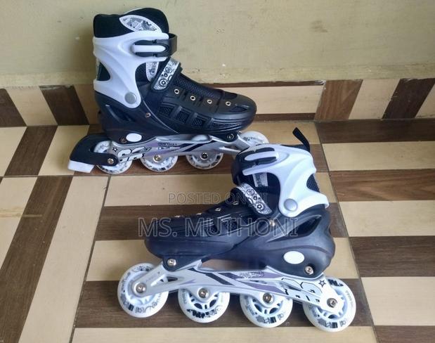 Medium _Large Rubber Wheels Skate Shoes / - thumbnail 2