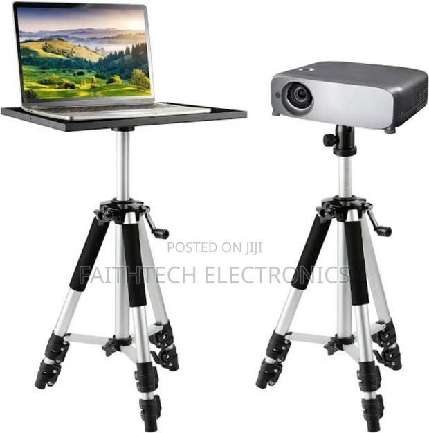 Professional Projector Tripod Stand – Quick Setup
