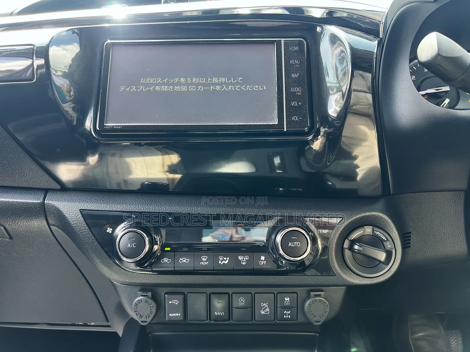 Toyota Hilux 2021 Silver