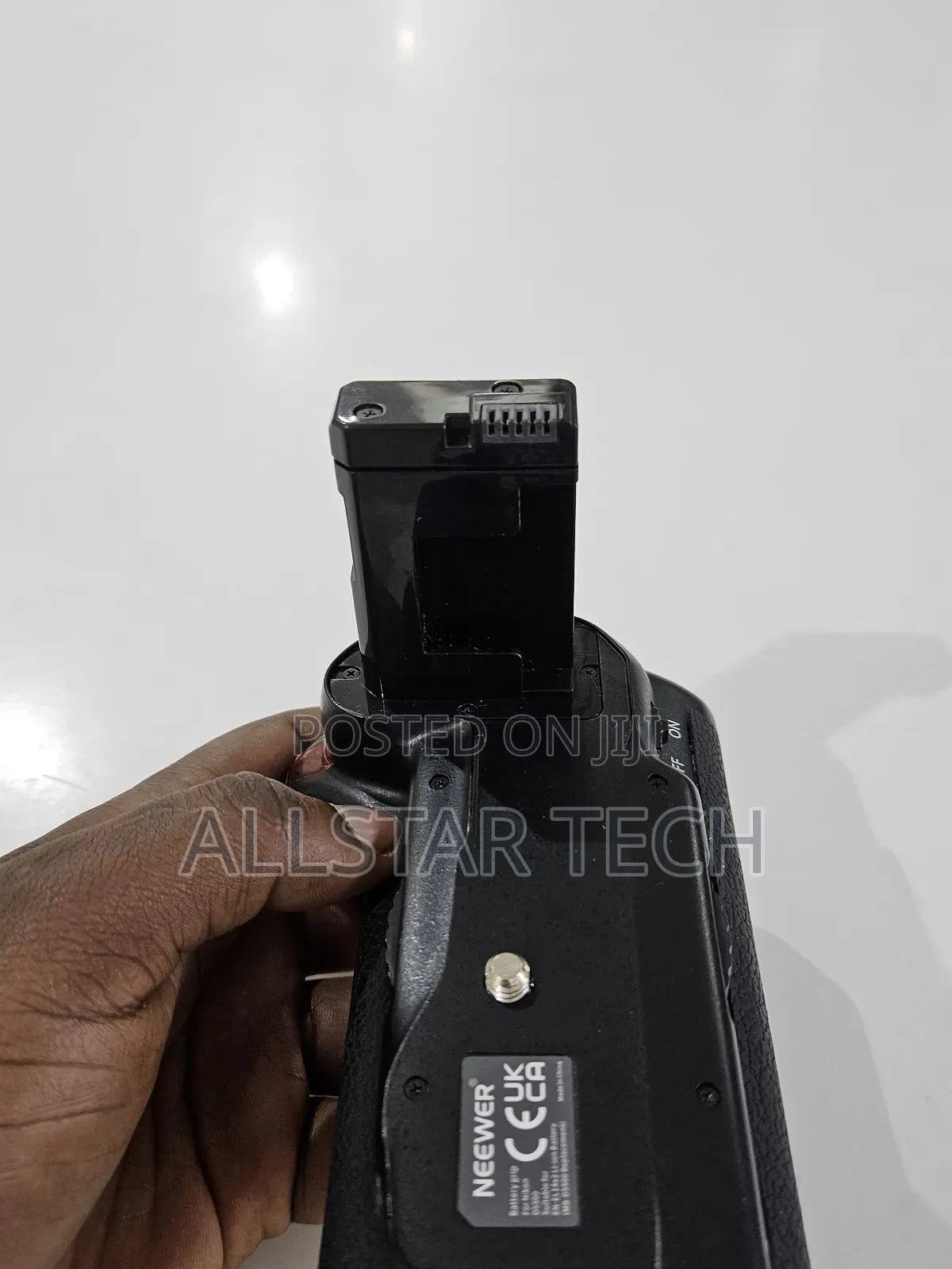 Neewer Battery Grip for Nikon D5500