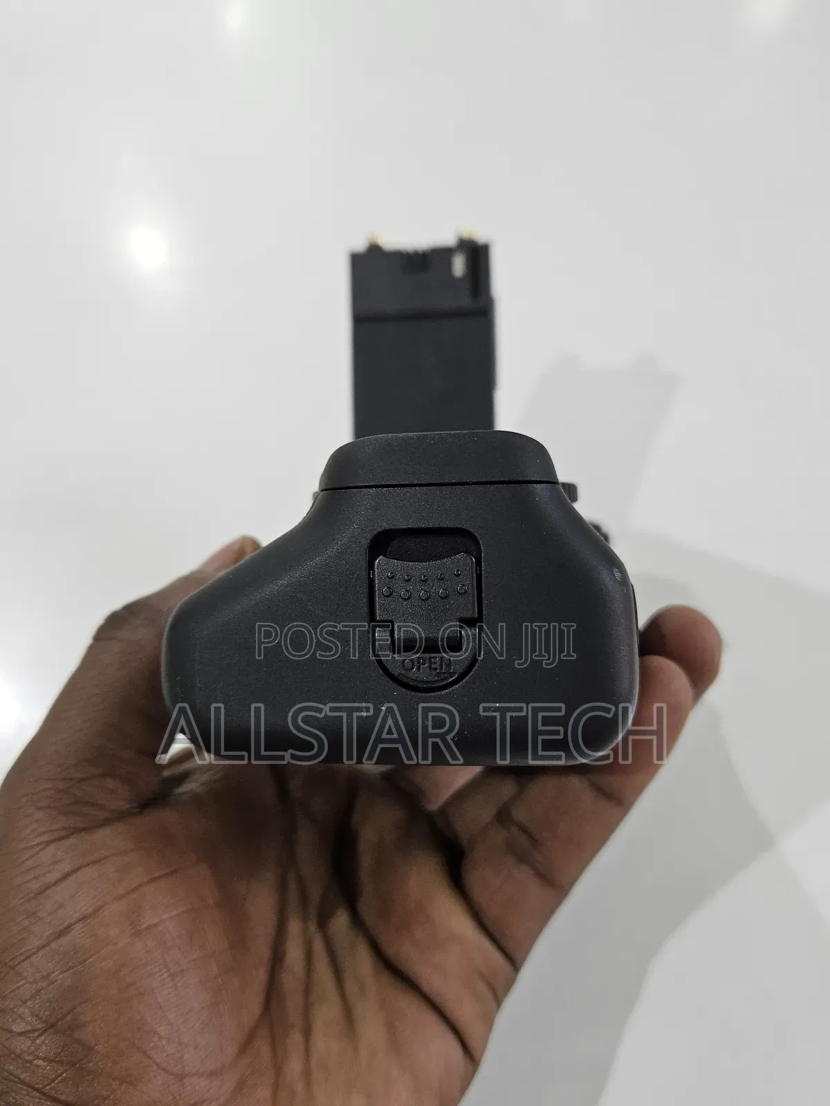 Canon Bg-E21 Battery Grip for Eos 6d Mark Ii