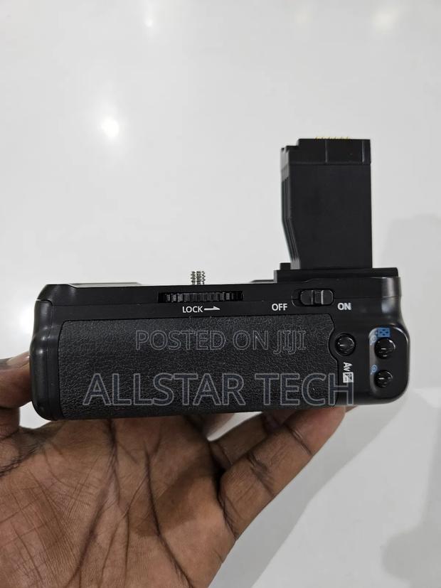 Canon Eos 750d Battery Grip - main view