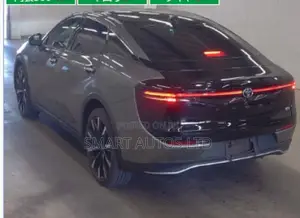 Toyota Crown 2022 Gray