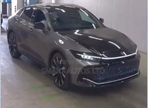 Toyota Crown 2022 Gray