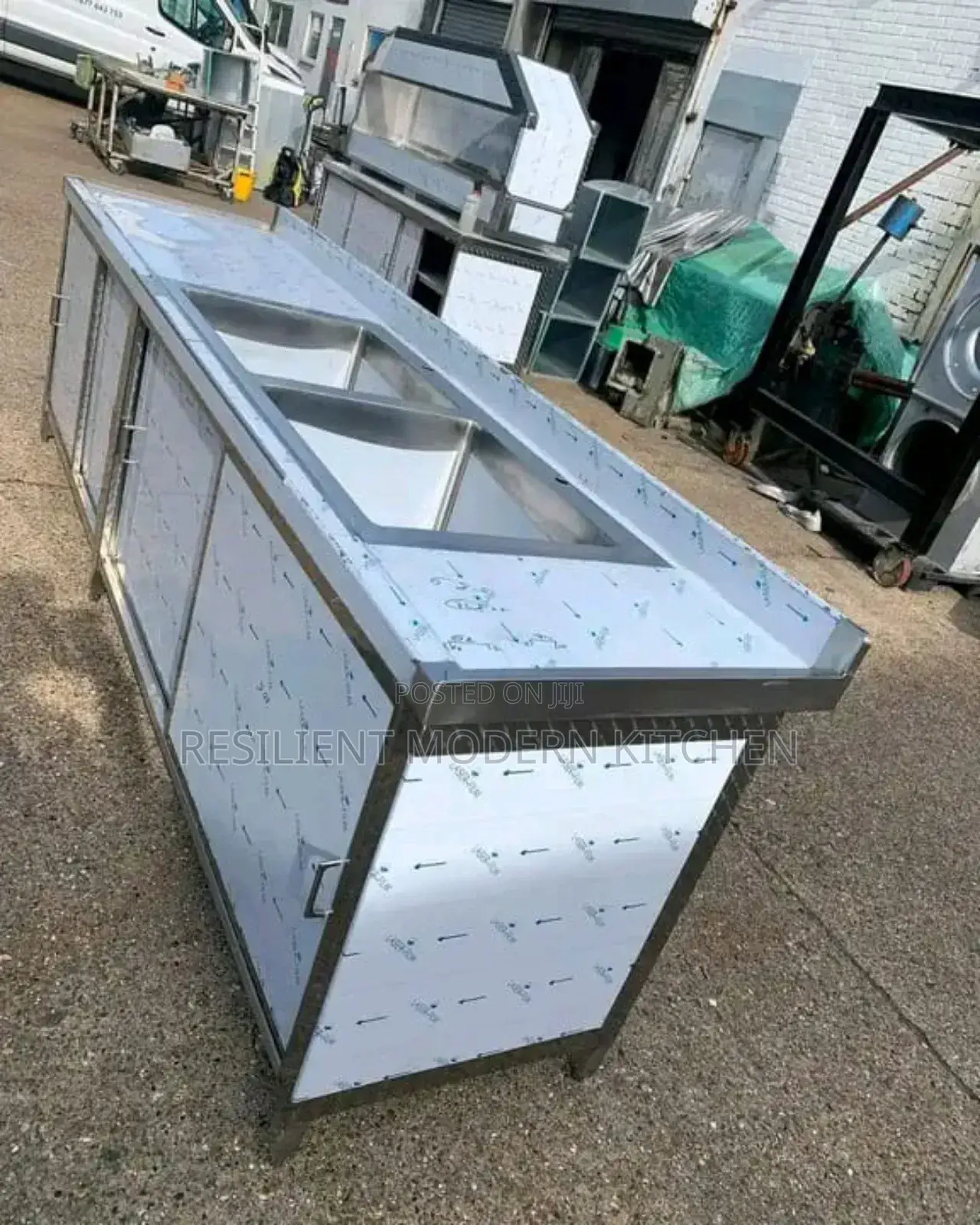 Stainless Steel Closed Double Bowl Sink With Cabinet