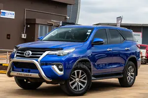 Toyota Fortuner 2.8 D AWD 2019 Blue