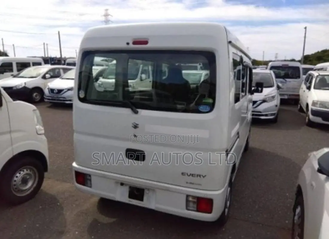Suzuki Every Wagon 2019 White