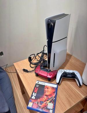 Playstation 5 Slim - thumbnail 2