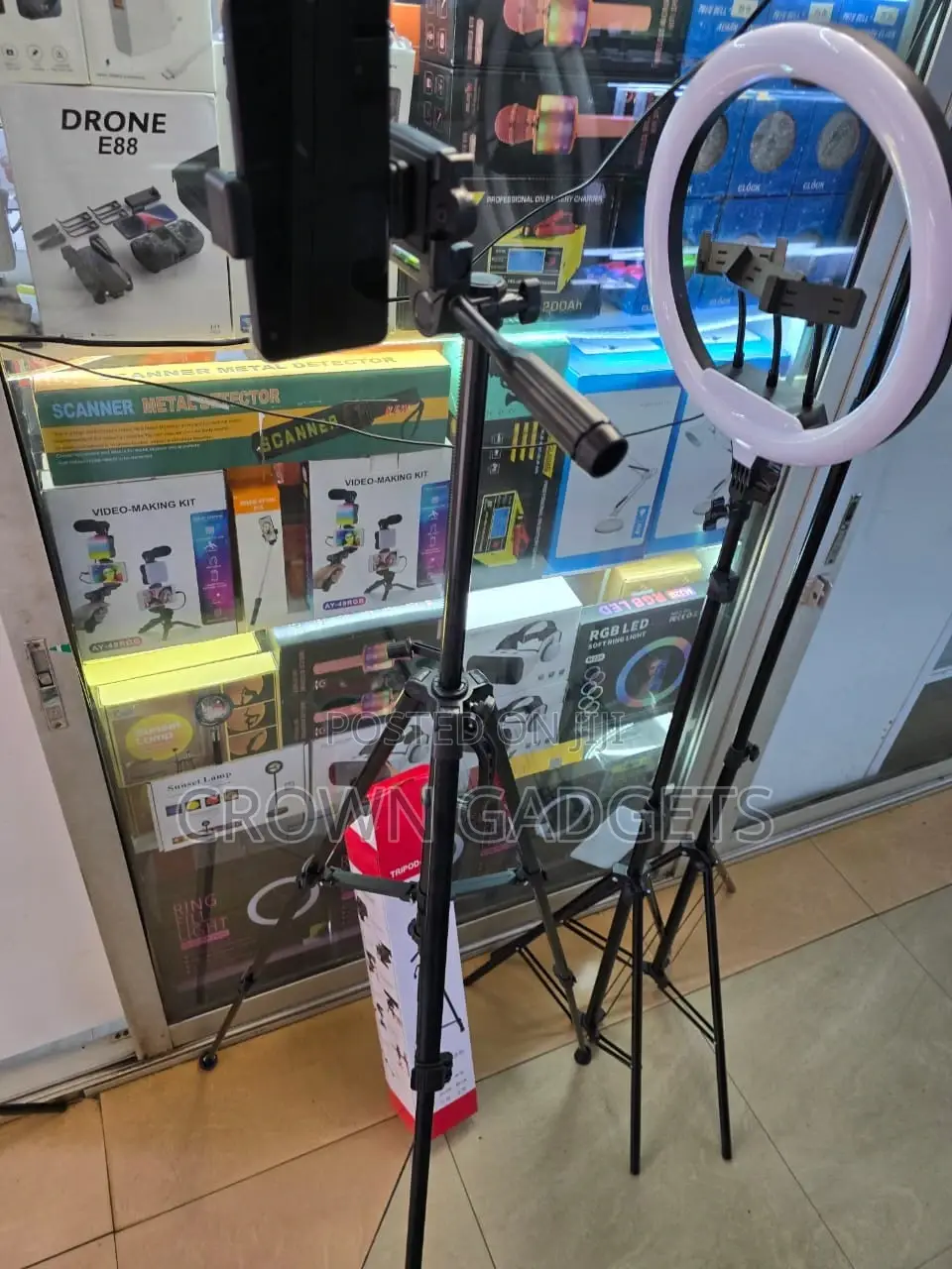 Tripod 3366 Adjustable Camera Phone Stand With Remote