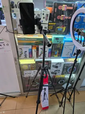 Tripod 3366 Lightweight Adjustable Stand for Content Creators
