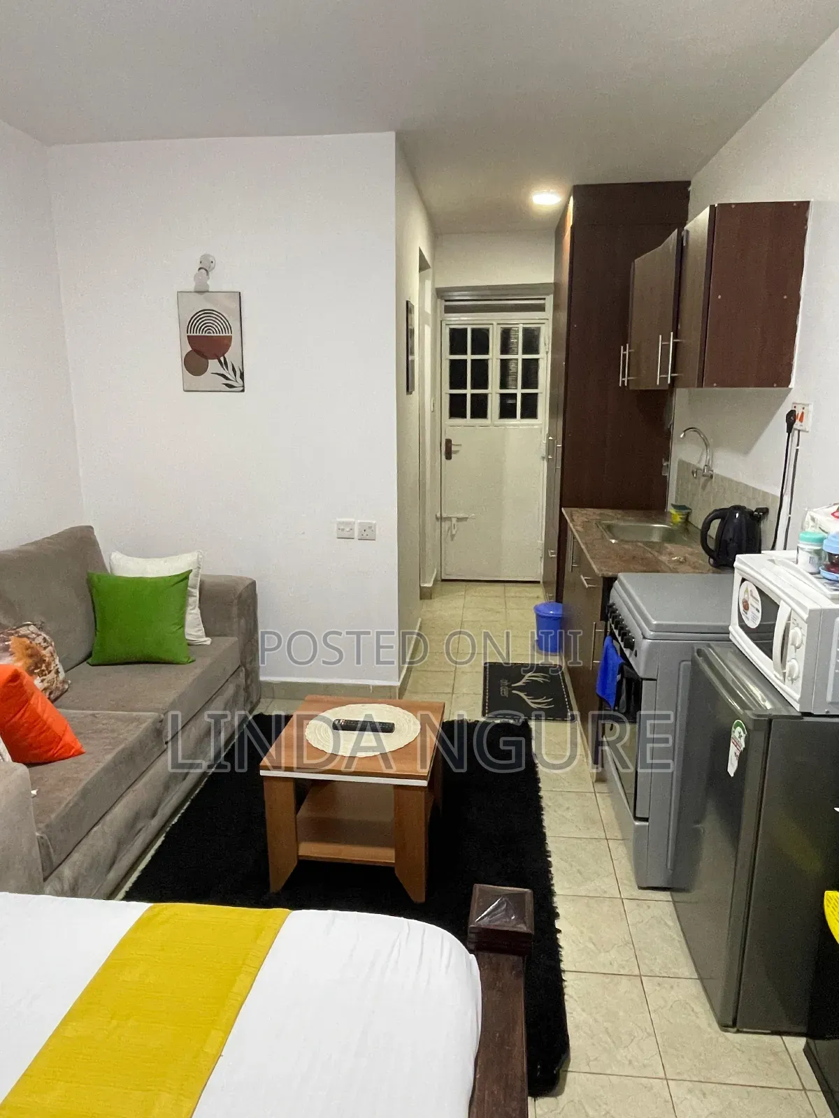 Studio Airbnb in Ruaka, Jiji Poa Apartment