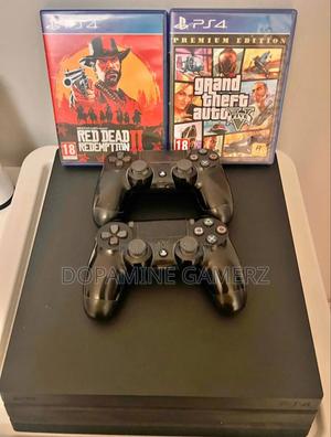 Playstation 4 Pro - thumbnail 2