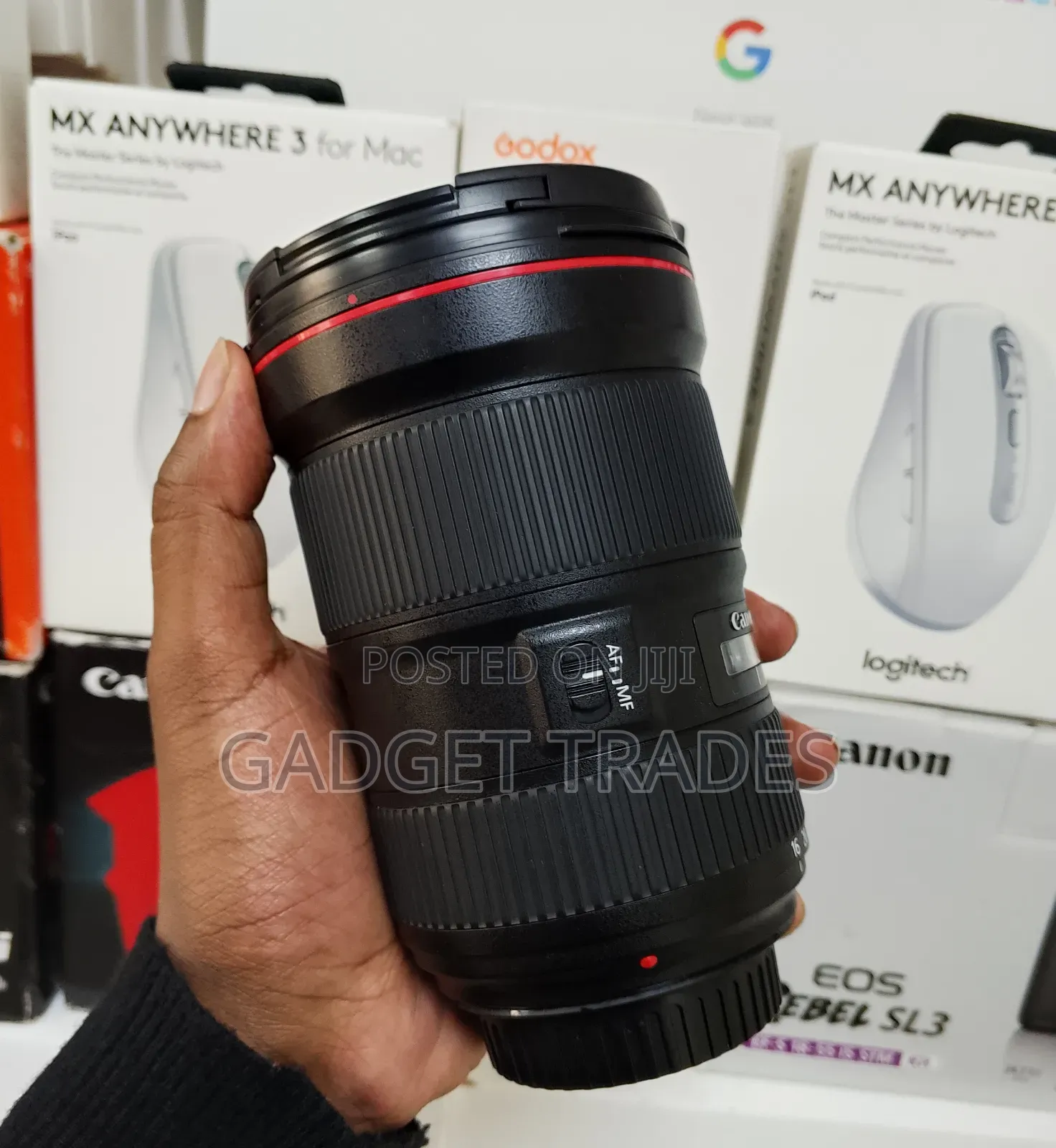 Canon Ef 16-35mm F/2.8l Iii Usm Lens