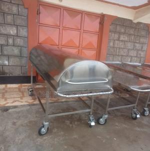 Motuary Trolley With Lid - thumbnail 2