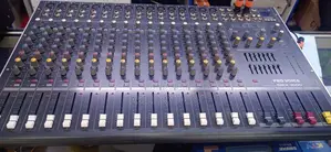 16 Channel Plain Mixer