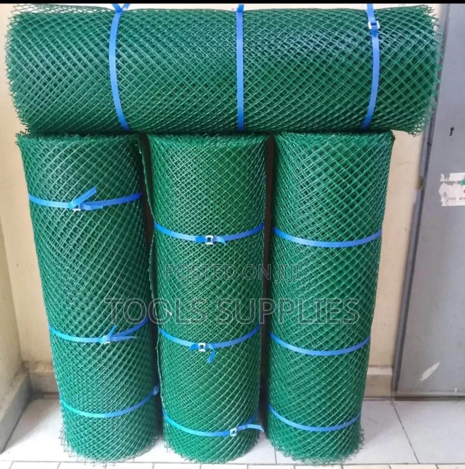 Plastic Mesh/25 M by 1 M