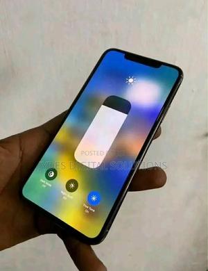 Apple iPhone 11 128 GB Black - main view