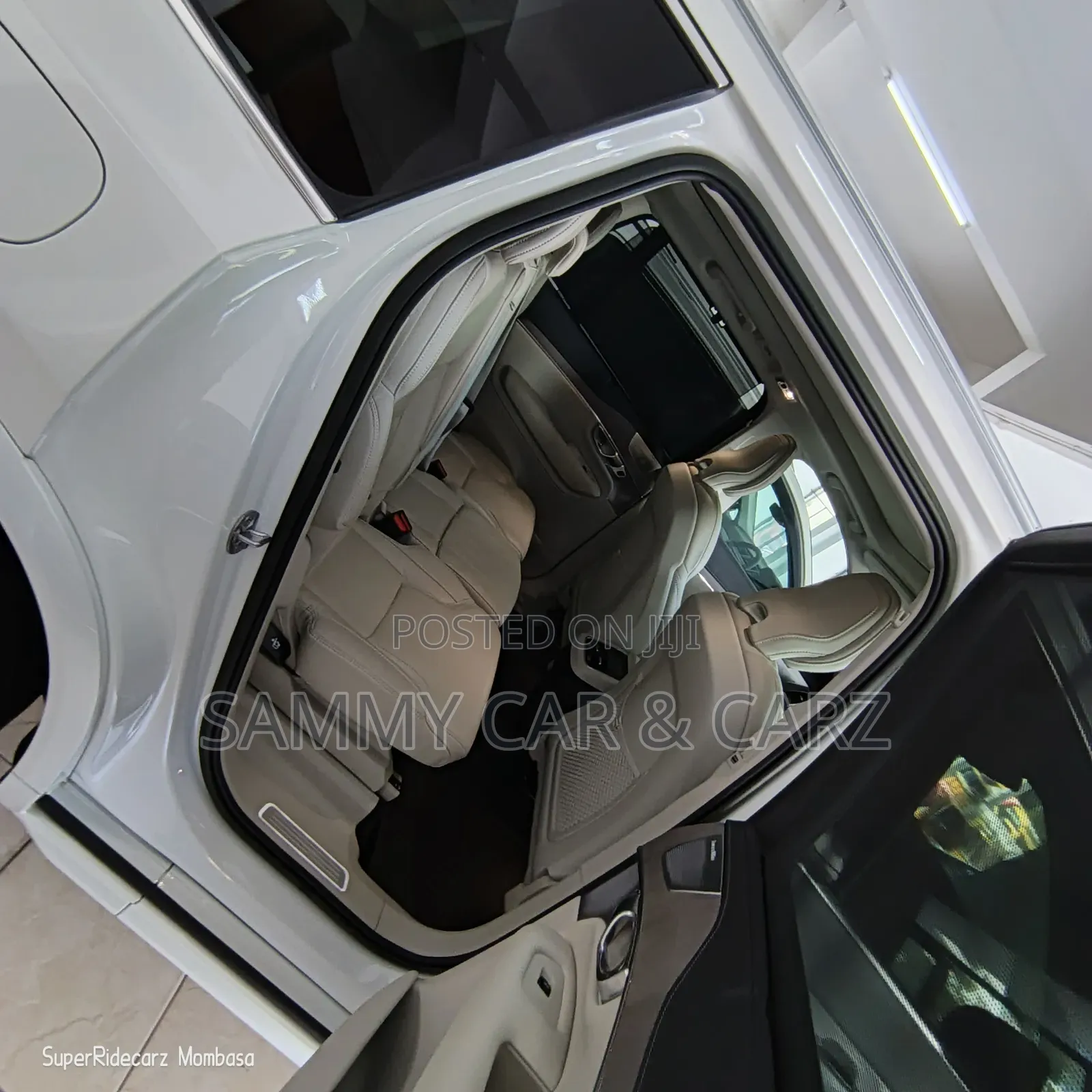 Volvo XC90 2022 White