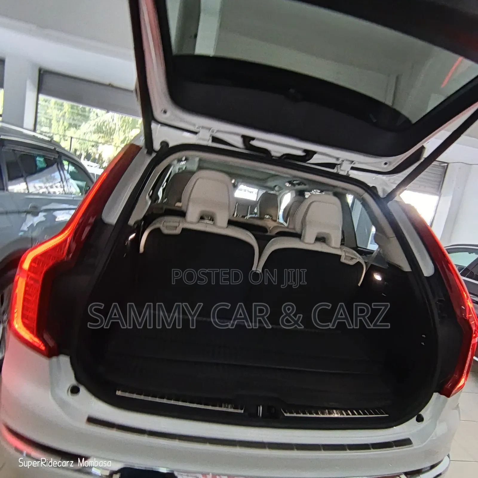 Volvo XC90 2022 White