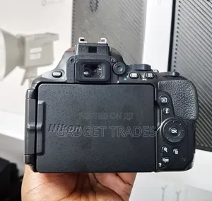 Nikon D5600 DSLR Camera With Af-P 18-55mm Vr Lens Kit