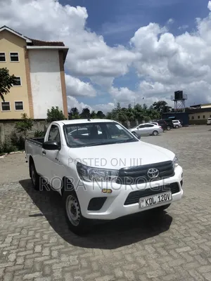 Toyota Hilux Revo Single Cab Deisel 2.4 RWD 2022 Off white