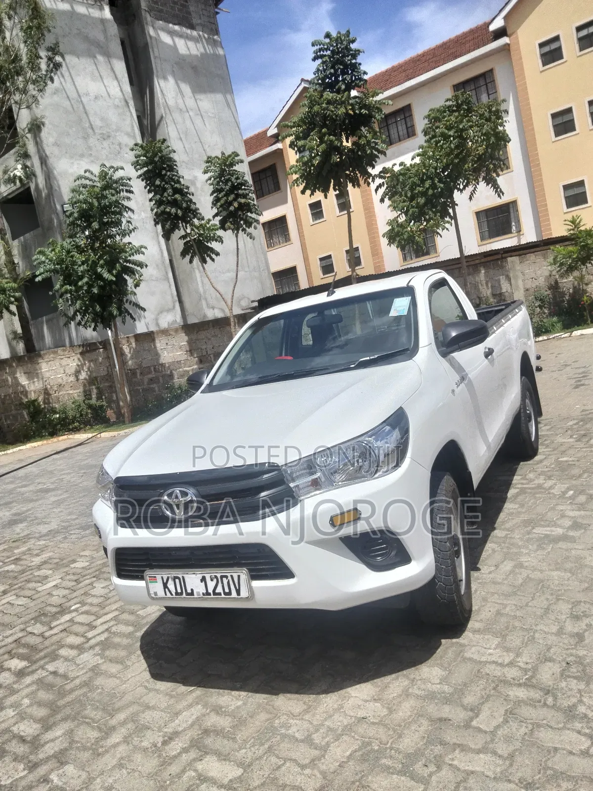 Toyota Hilux Revo Single Cab Deisel 2.4 RWD 2022 Off white