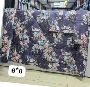 Unbinded Floral Duvet Set – 6x6 With Bedsheet Pillow Cases
