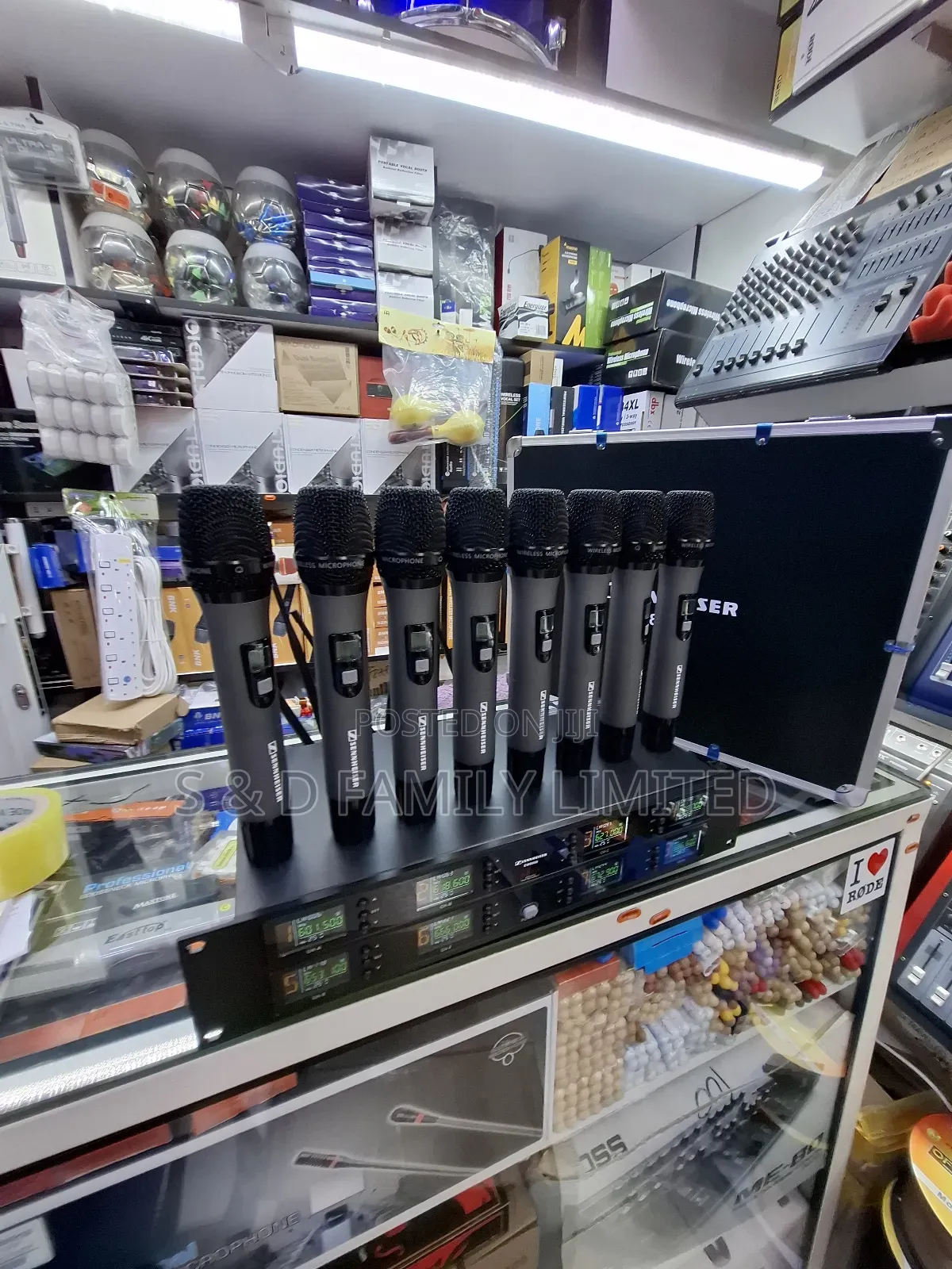 Sennheiser Ew8000 Eight in 1 Wireless Microphone Adjustable Frequency