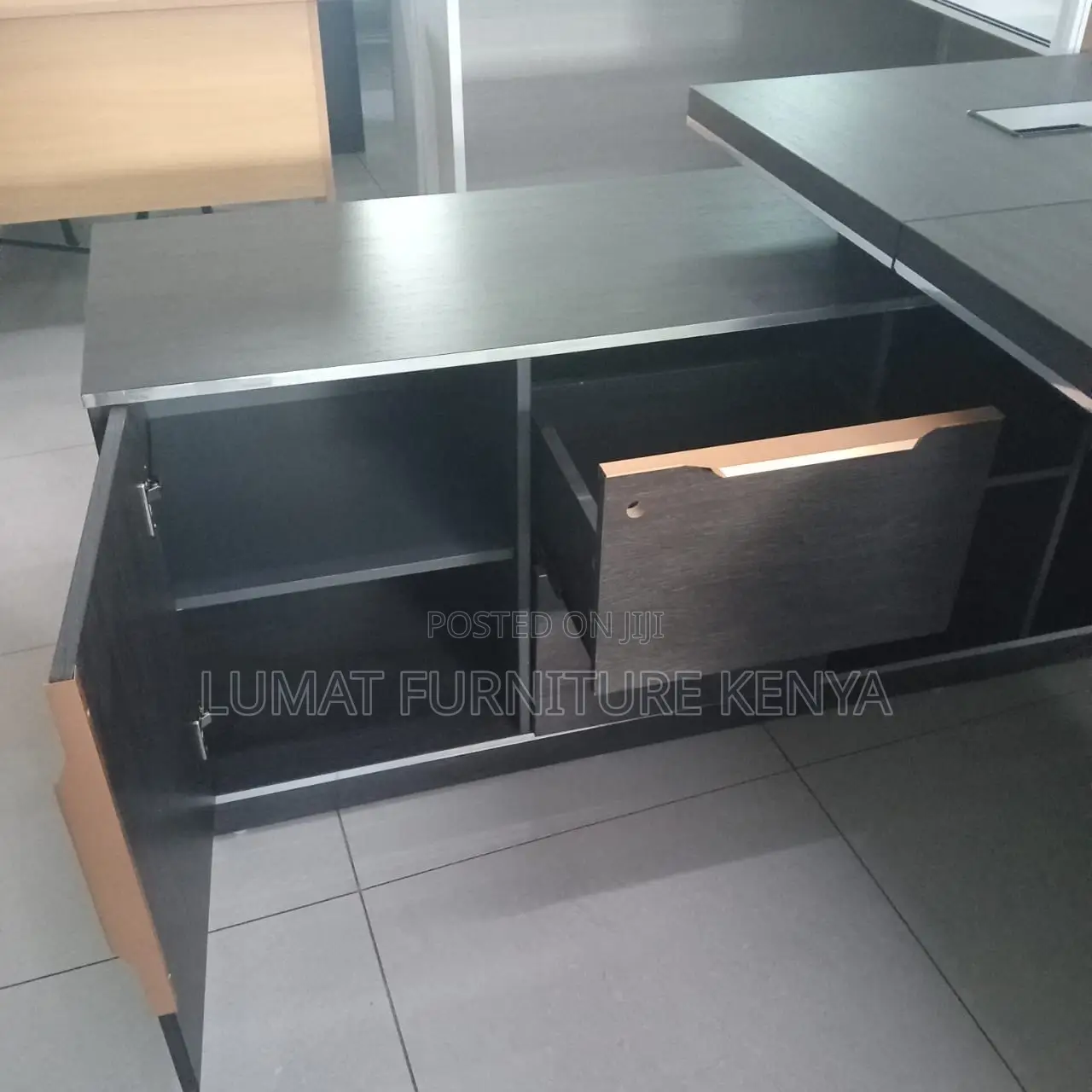Smart Advanced Office Desk