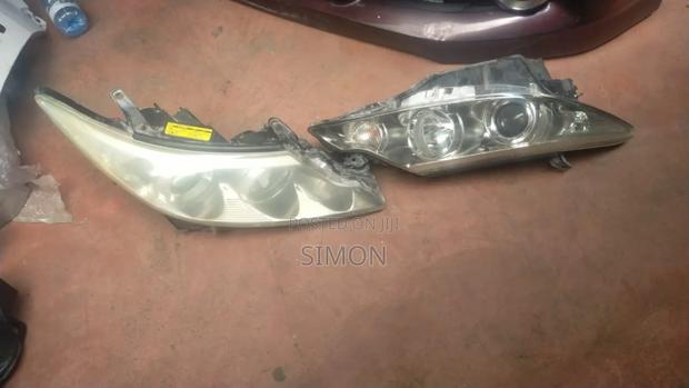 Headlight Toyota Estima 2008