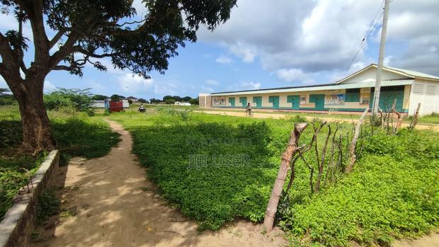 50x125 Plot in Malindi - thumbnail 2
