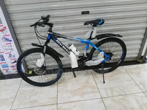 Rocky Mountain Bike Size 26 With Gear