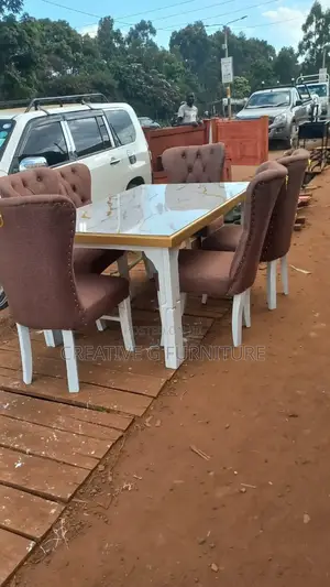 A 6 Seater Marble Dinning Set