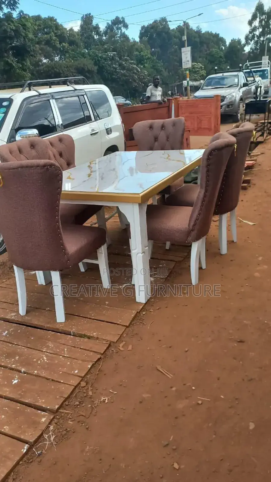 A 6 Seater Marble Dinning Set