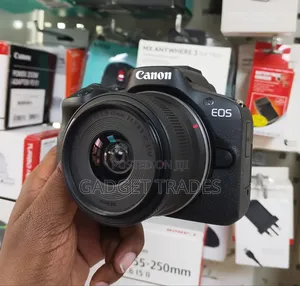 Canon Eos R50 Camera With Rf-S18-45mm F/4.5-6.3 Is STM Lens Kit