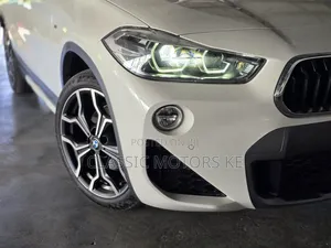 BMW X2 sDrive28i 2019 White