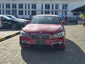 BMW 118d 2019 Red