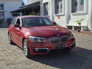 BMW 118d 2019 Red