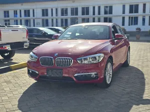 BMW 118d 2019 Red