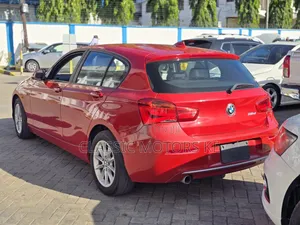 BMW 118d 2019 Red
