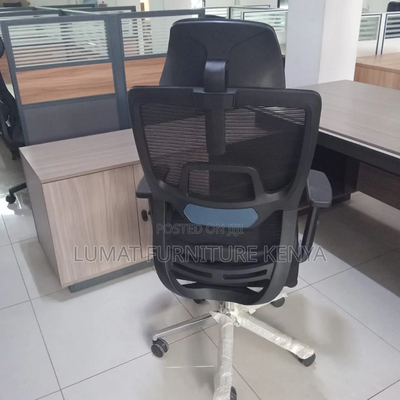 Orthopedic Office Simple and Compact Seat