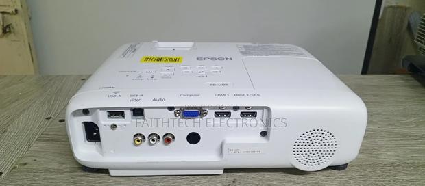 Selling Epson U05 Projector– Projector With Warranty - main view