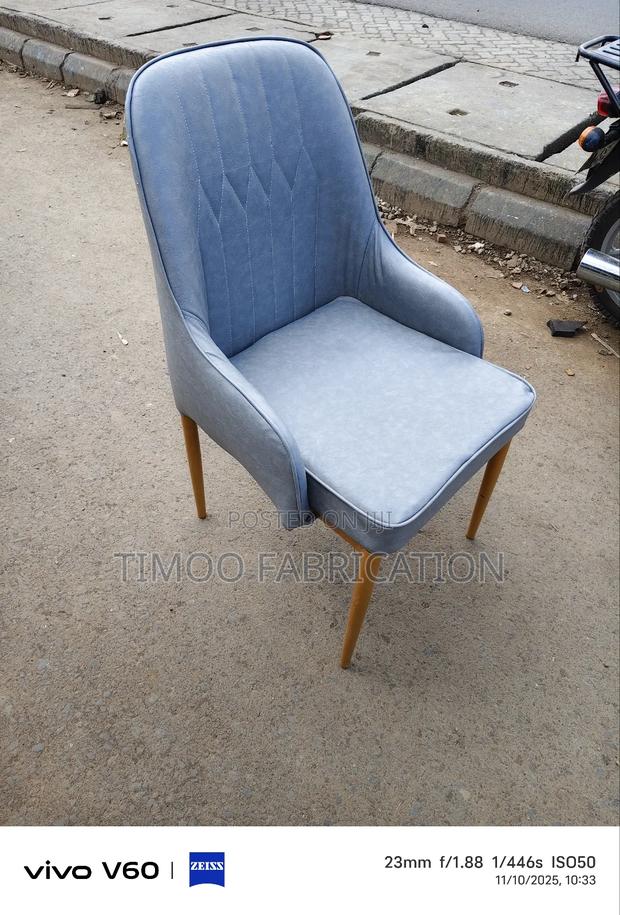 Vip Restaurants Seats, With Sharp Legs - main view