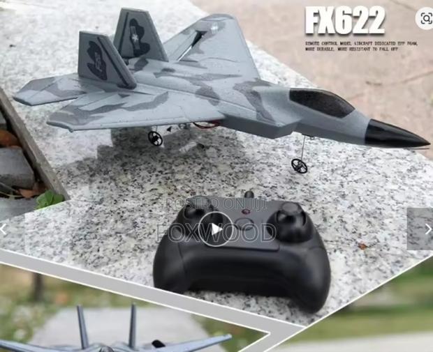 2.4ghz Remote Control Jet Gift for Kids - thumbnail 3