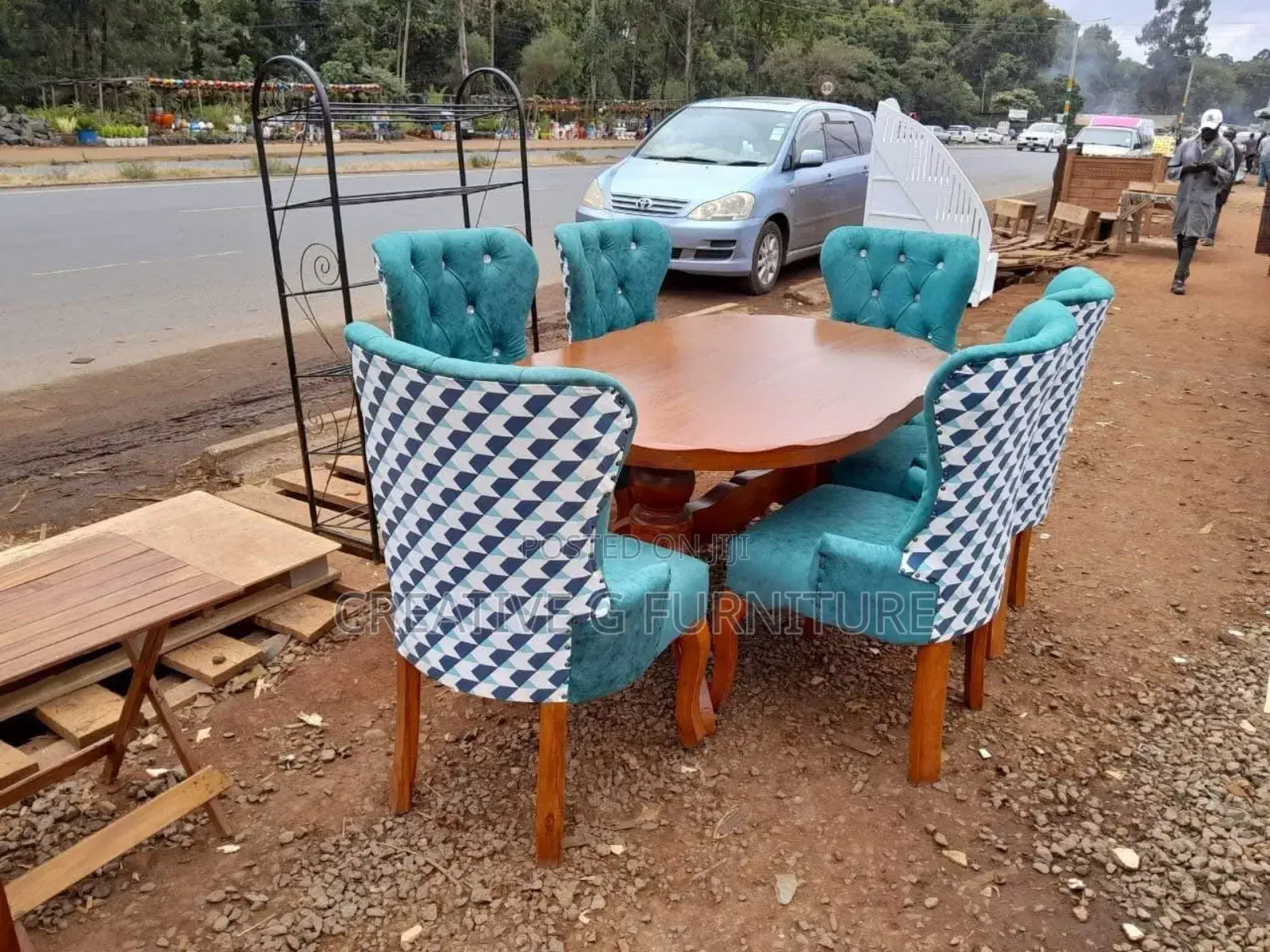 A 6 Seater Oval Dining Set