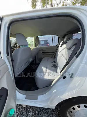 Daihatsu Boon 2018 White