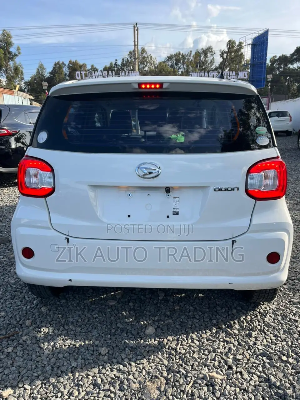 Daihatsu Boon 2018 White