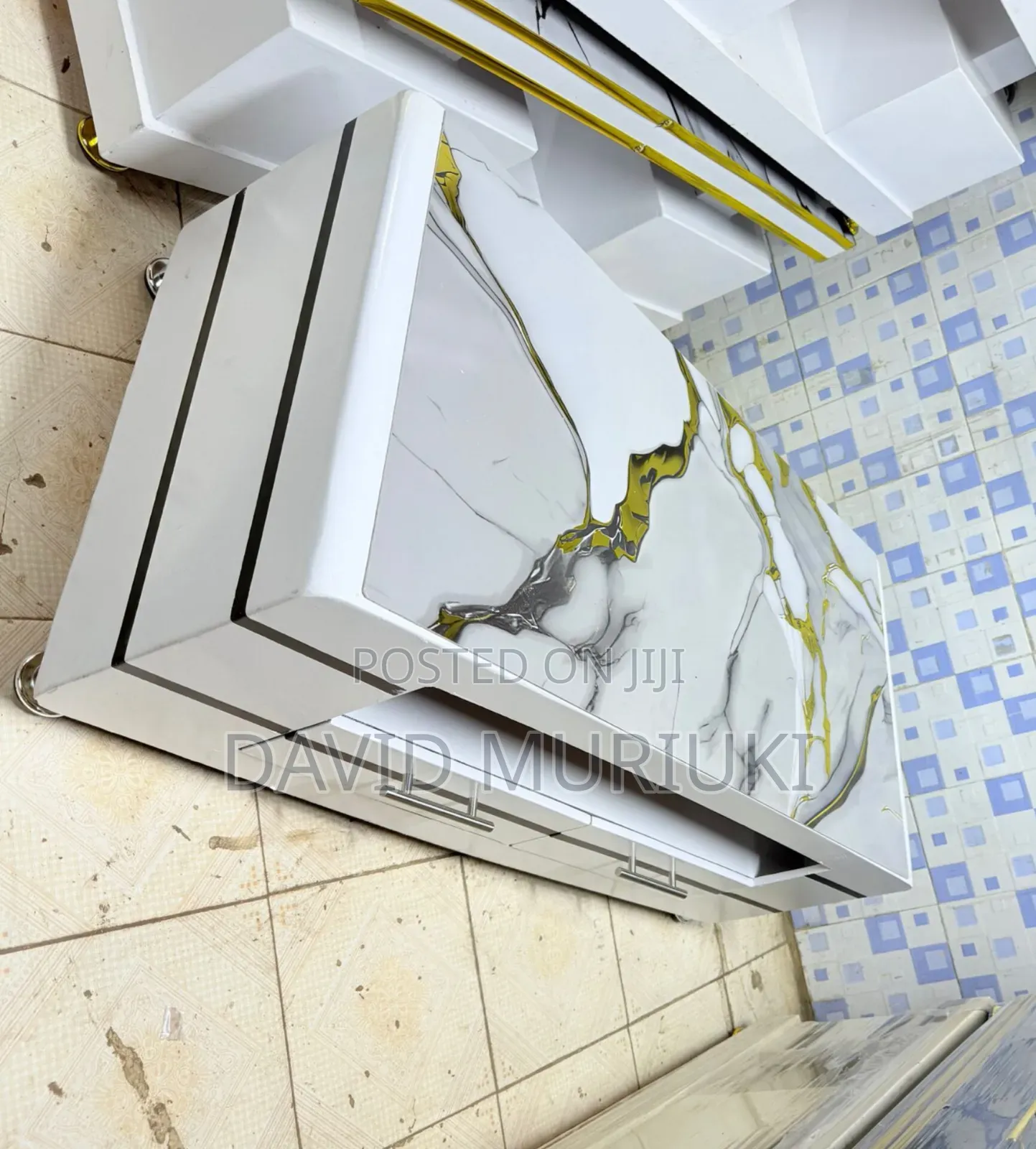 Executive White Coffee Table With Marble Topping