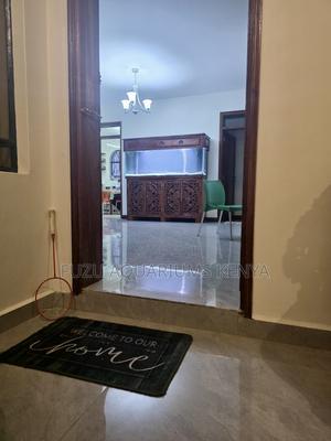 Centerpiece Aquarium for Living Room - Solid Wood - thumbnail 2