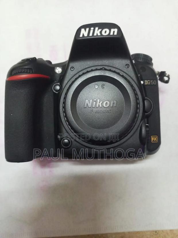 Nikon Camera - main view